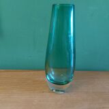 Glass vase
