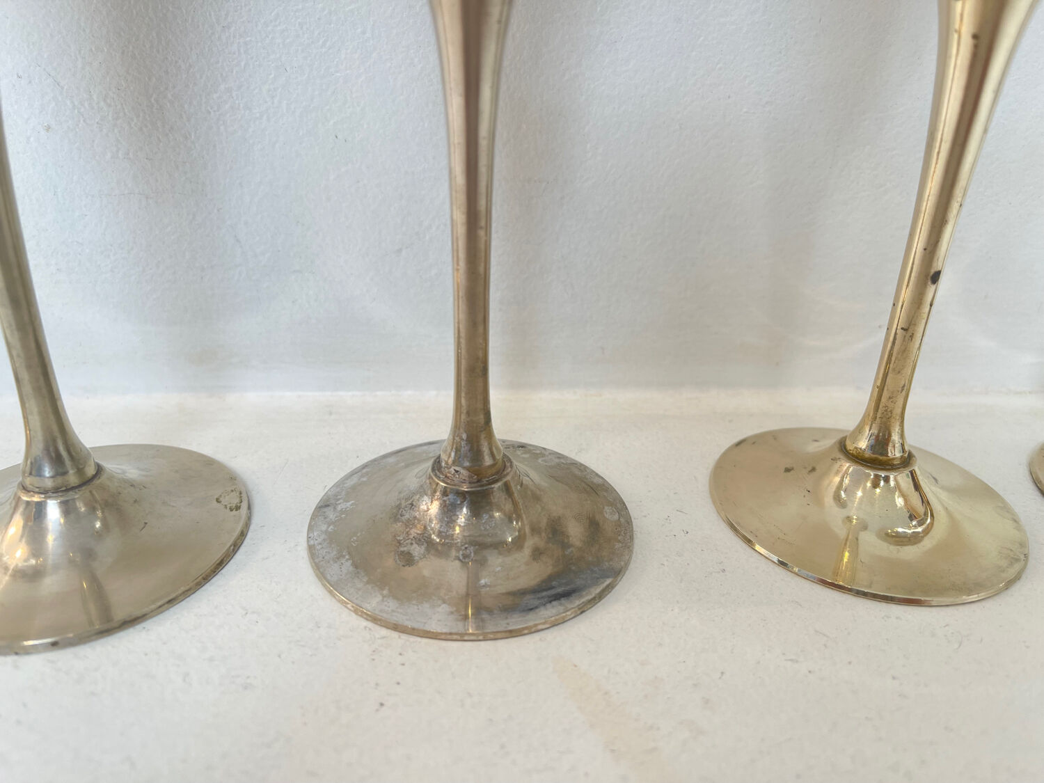Set of 6 silver-plated champagne flutes – 1970s