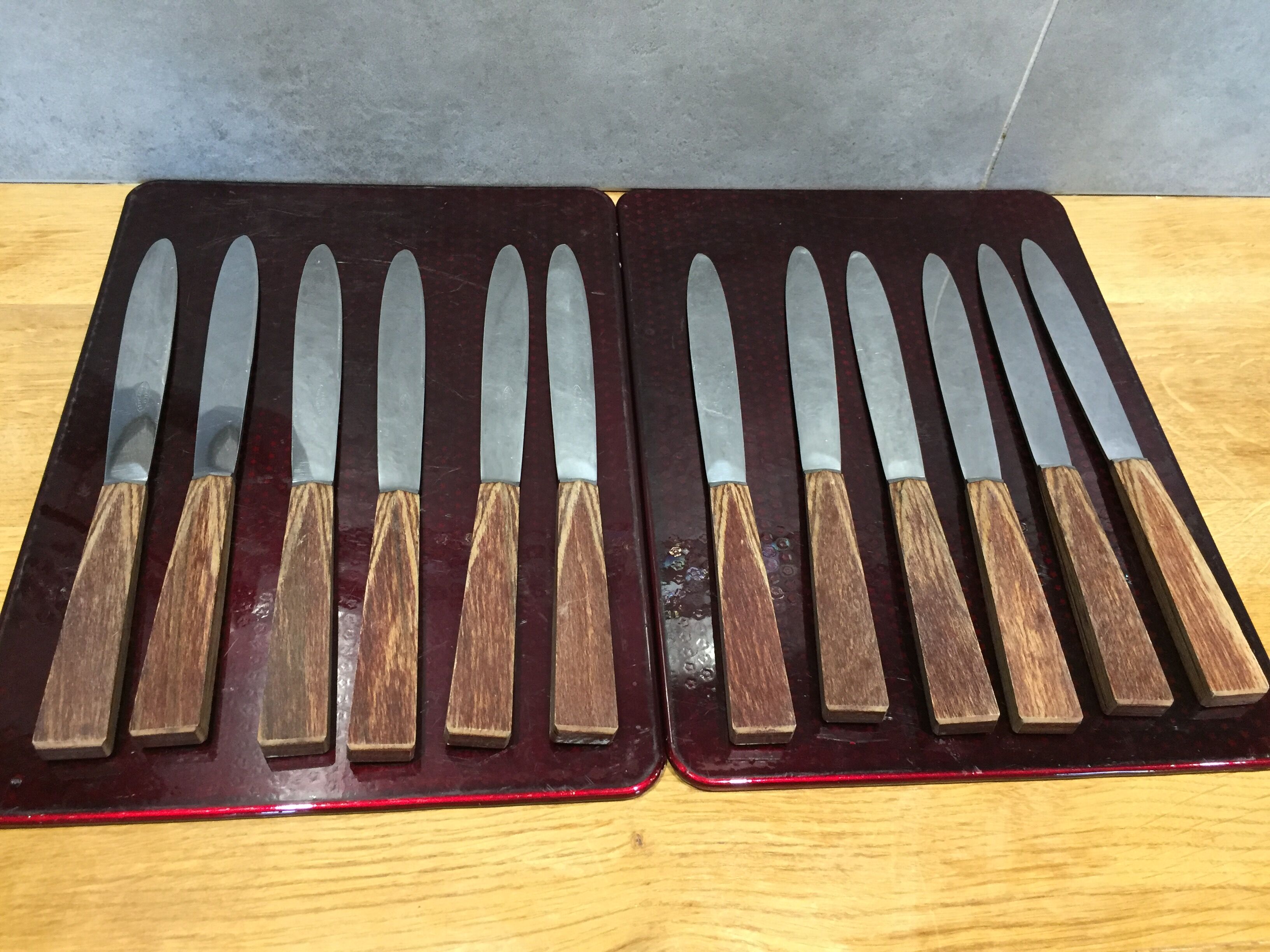 Box of 12 vintage table knives