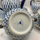 Service à thé russe en porcelaine Lomonosov en filet de Cobalt