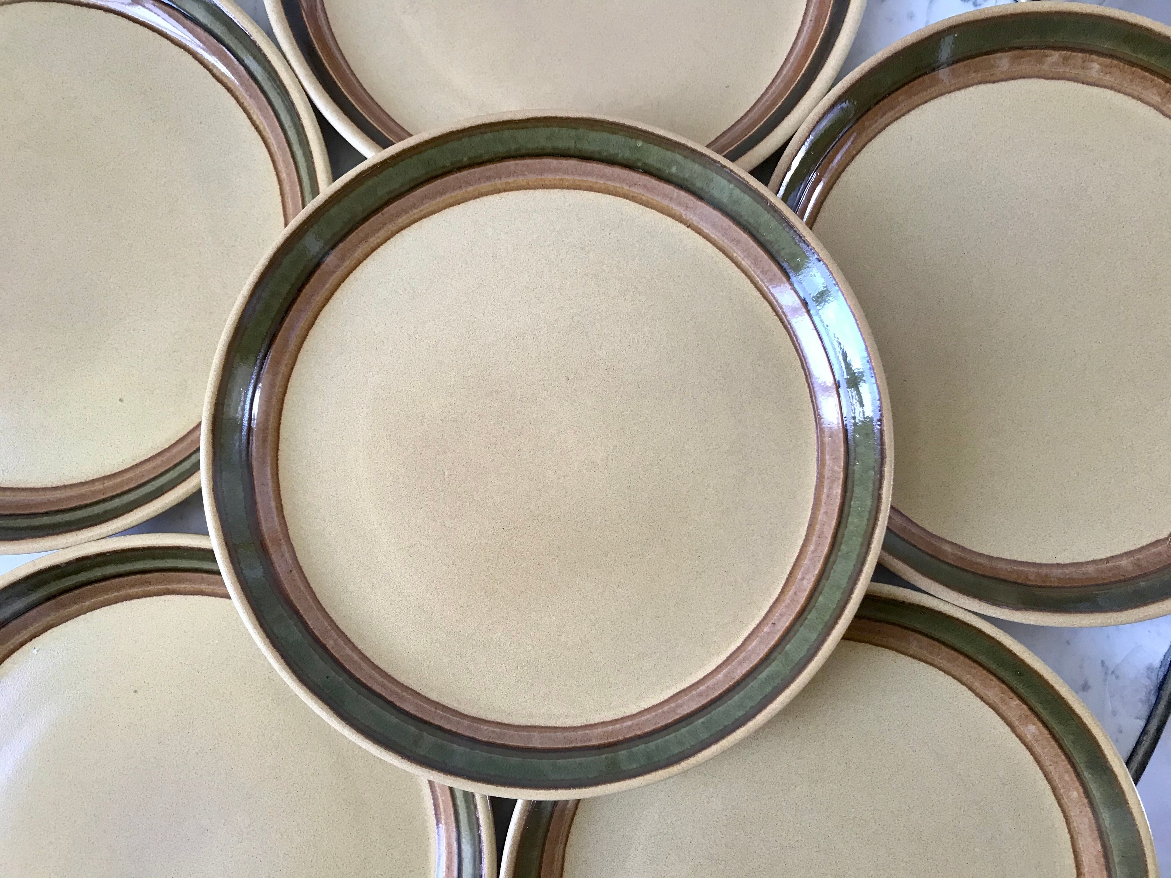 Set of 6 flat plates in vintage stoneware 70s
