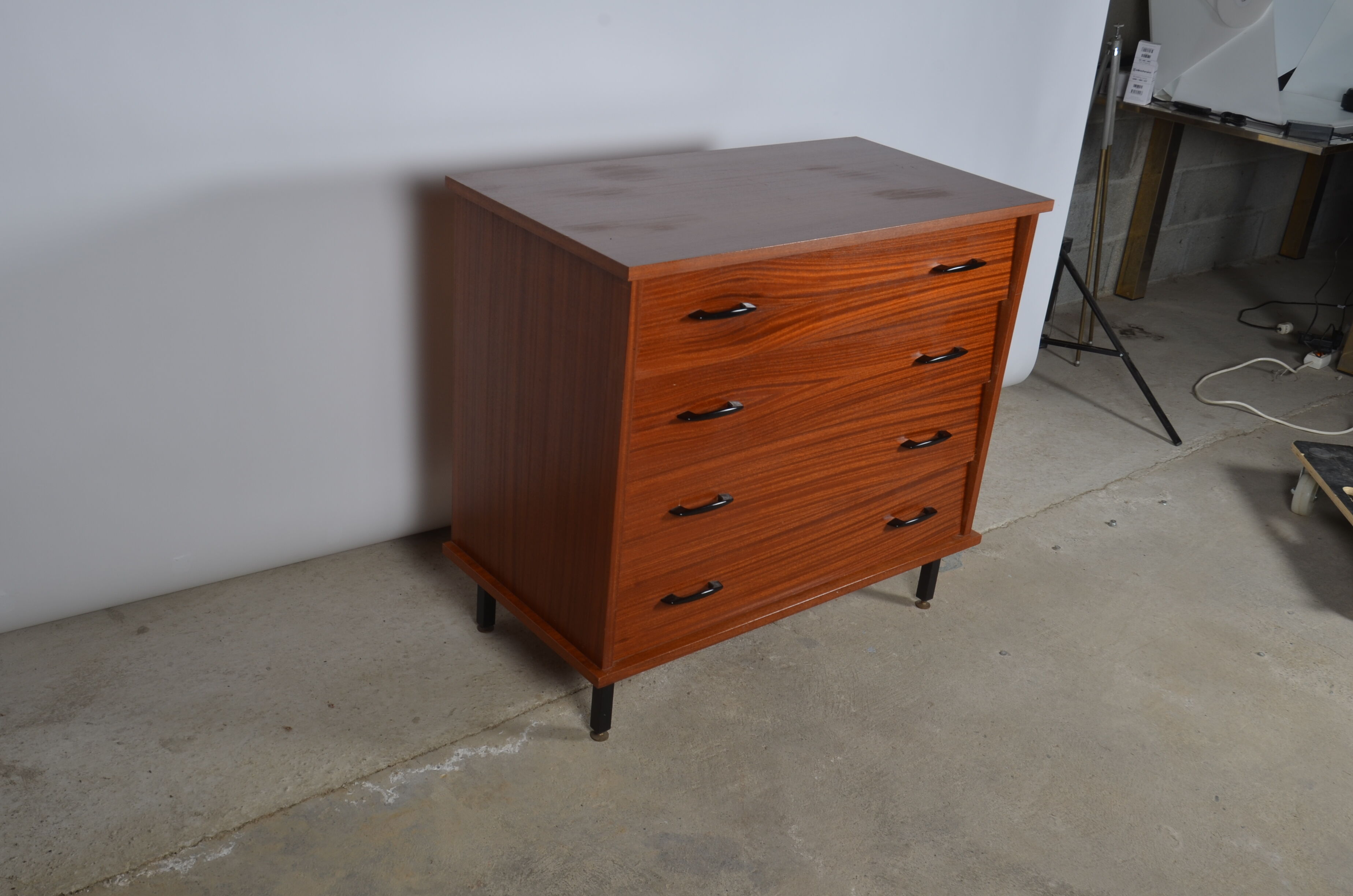 Teak chest of drawers and metal feet