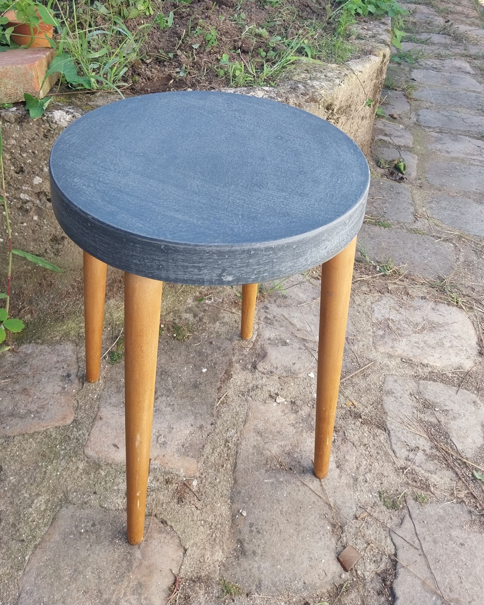 Baumann wooden stool