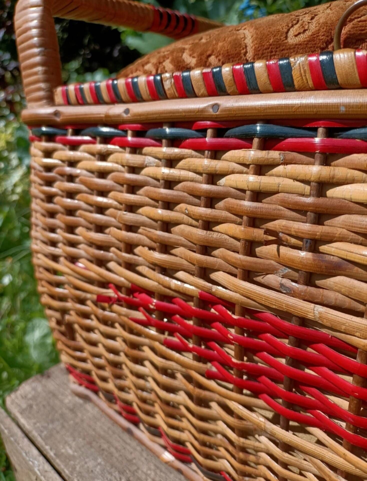 Retro stool chest