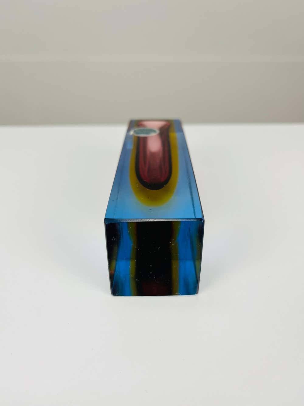 Sommerso vase in Murano glass, attributed to Flavio Poli.