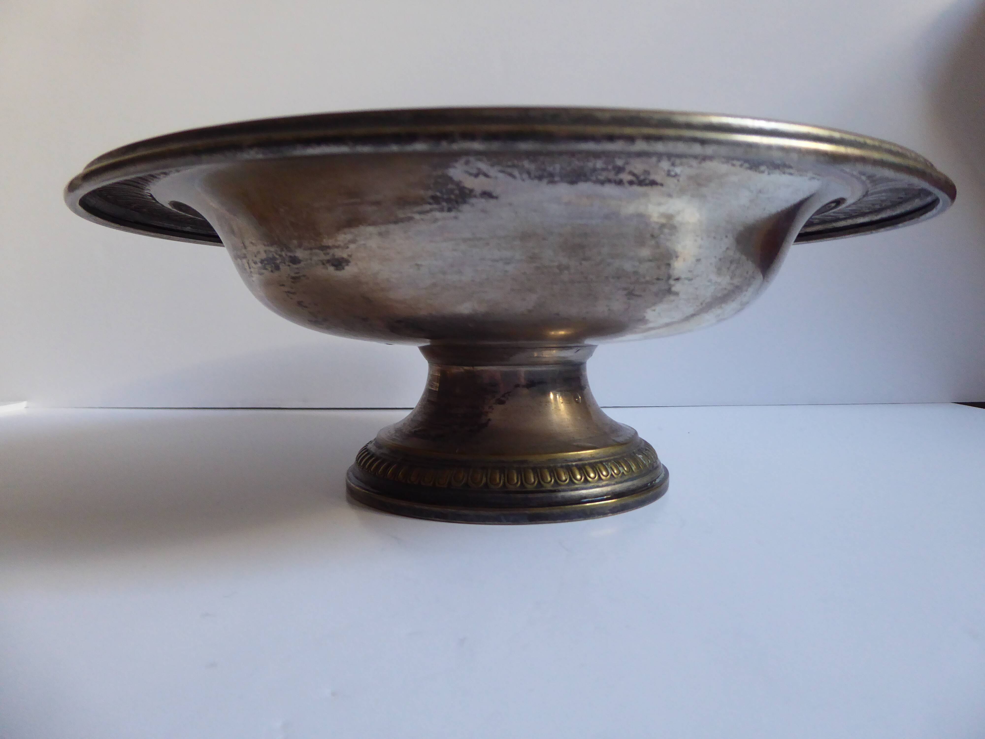 Silver metal pedestal cup Style Louis XVI