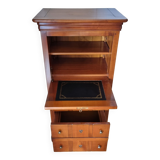 Cherry Secretary
