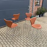 Fritz Hansen Series 7 Bar Stools Arne Jacobsen