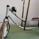Old tricycle from the 40s