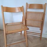 2 folding chairs canned