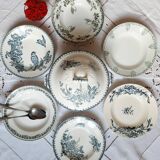 Assiettes creuses anciennes dépareillées en faïence terre de fer accompagnées d'une soupière