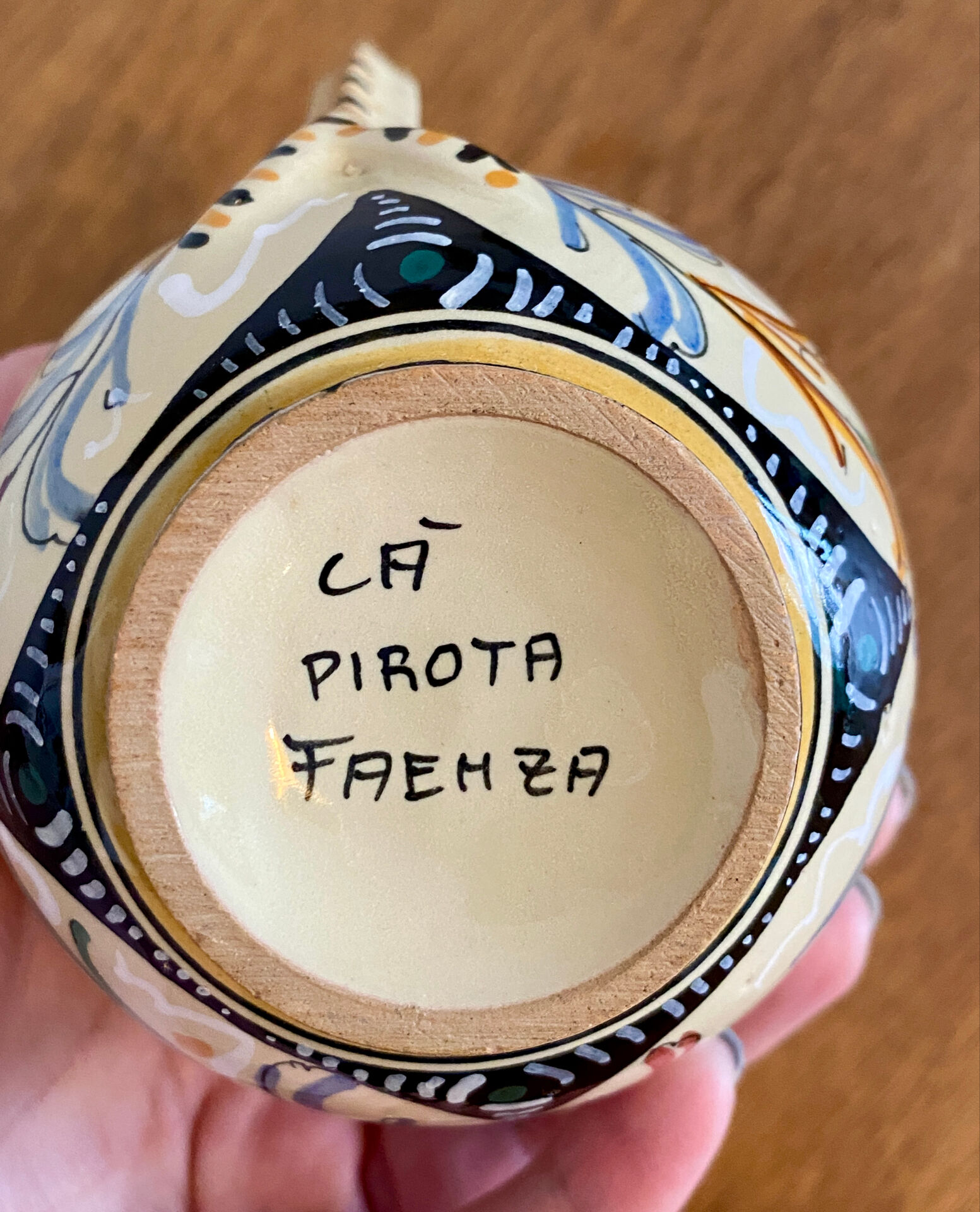 Small earthenware jug from Faenza, hand-painted Ca Pirota.