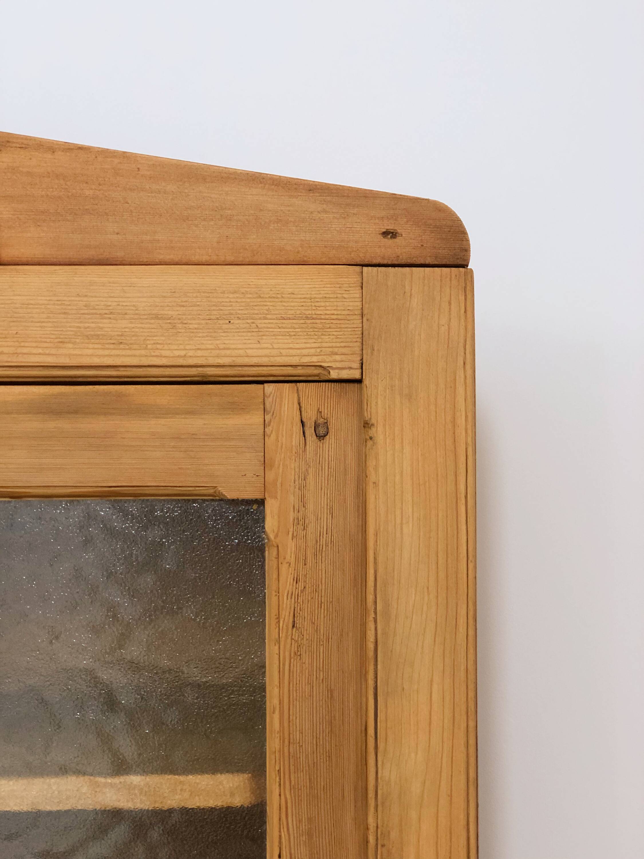 Solid pine country dresser from the 1950s