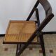 Lot de 4 chaises pliantes en bois et cannage vintage année 70