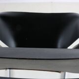 Famous sixties design lounge chair by Pierre Paulin for Artifort