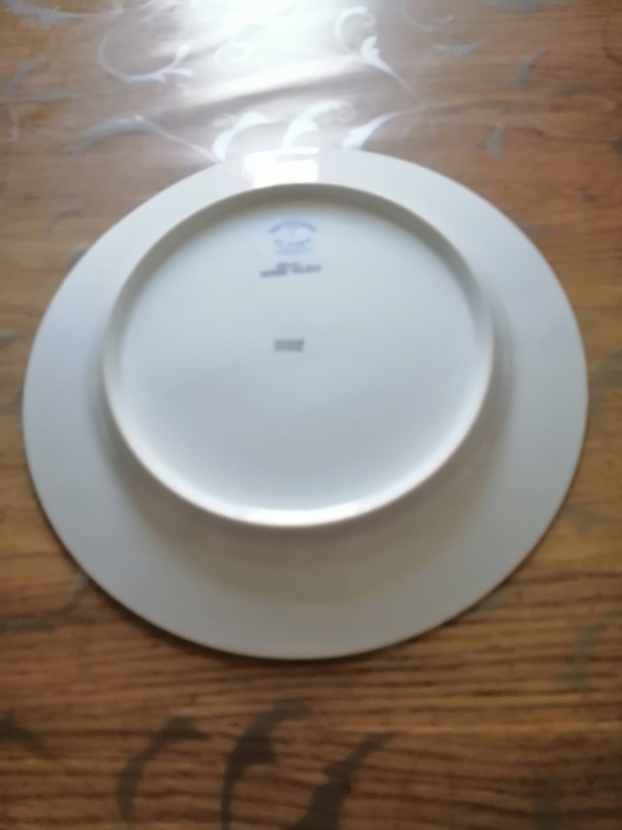 2 elegant porcelain saucers from Paris (MING BLUE model)