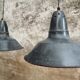 2 lampes émaillées d’usine bleu noir