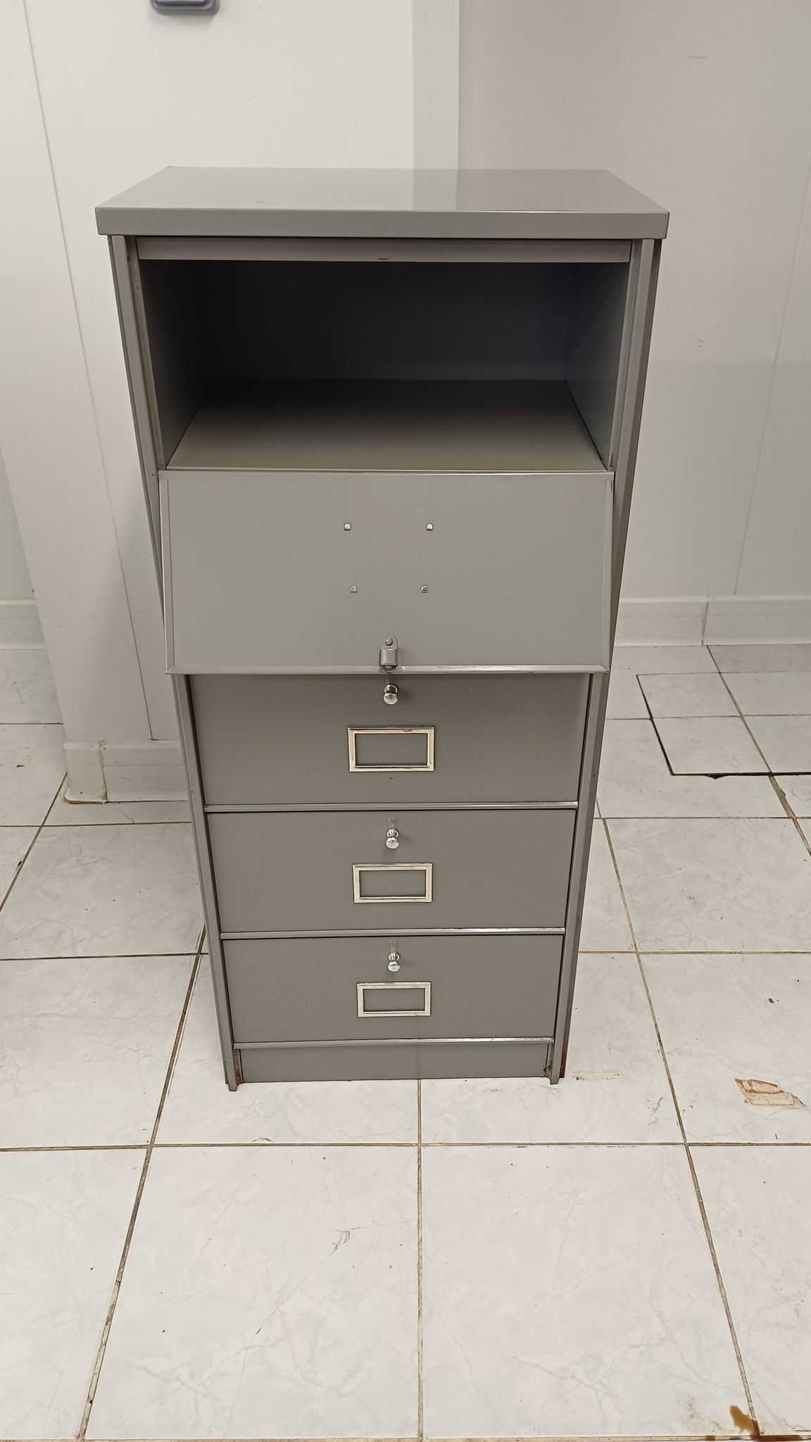 Industrial metal filing cabinet Bauche – 5 drawers – 1950s