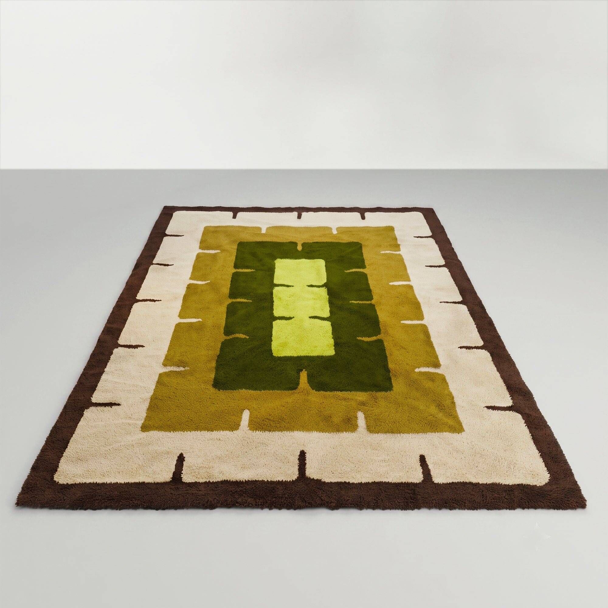 1970s gorgeous geometric space age rug in wool. Made in Italy