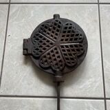 Gaufrier en fonte