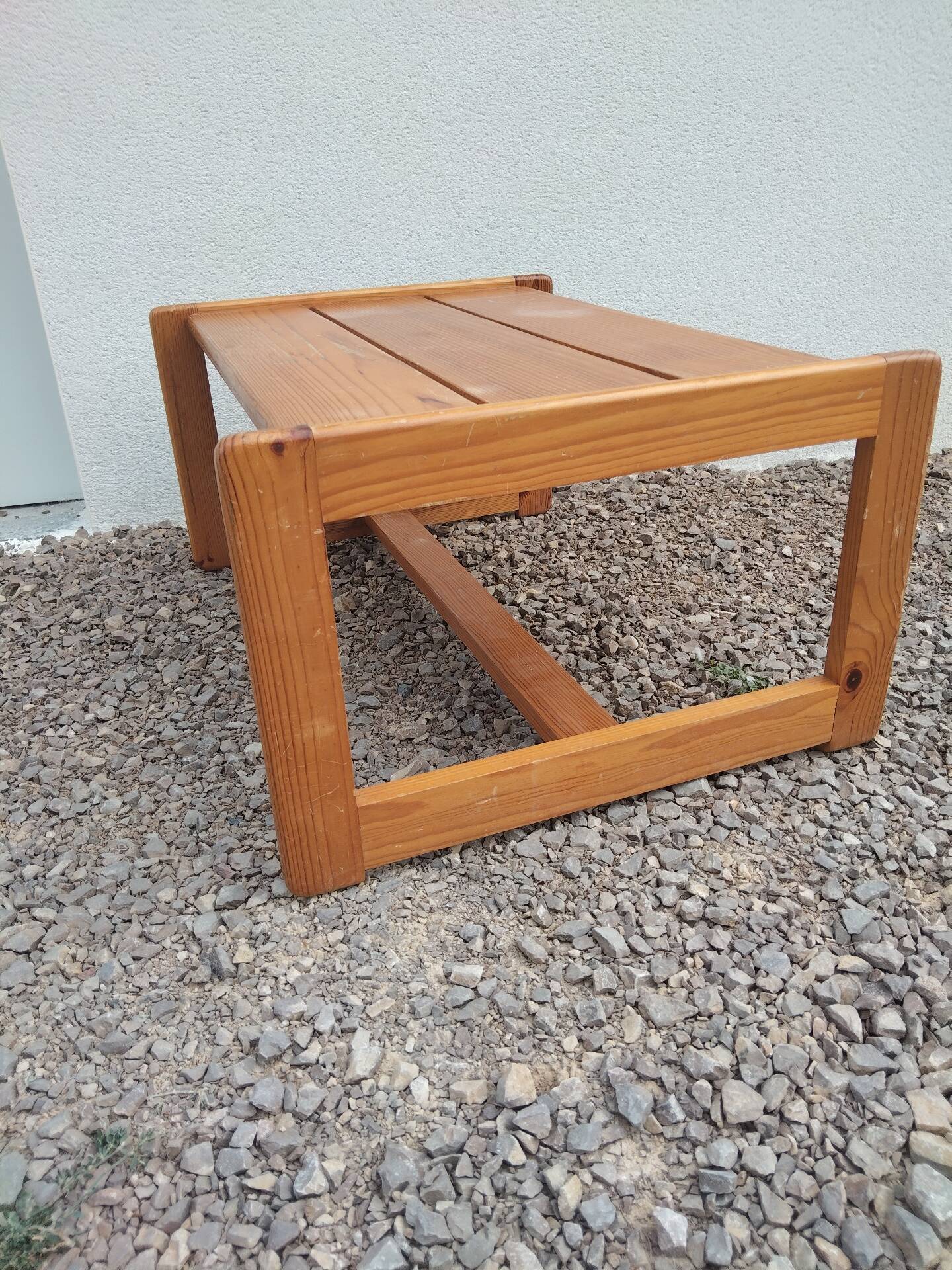 Table basse vintage en pin massif, années 1970