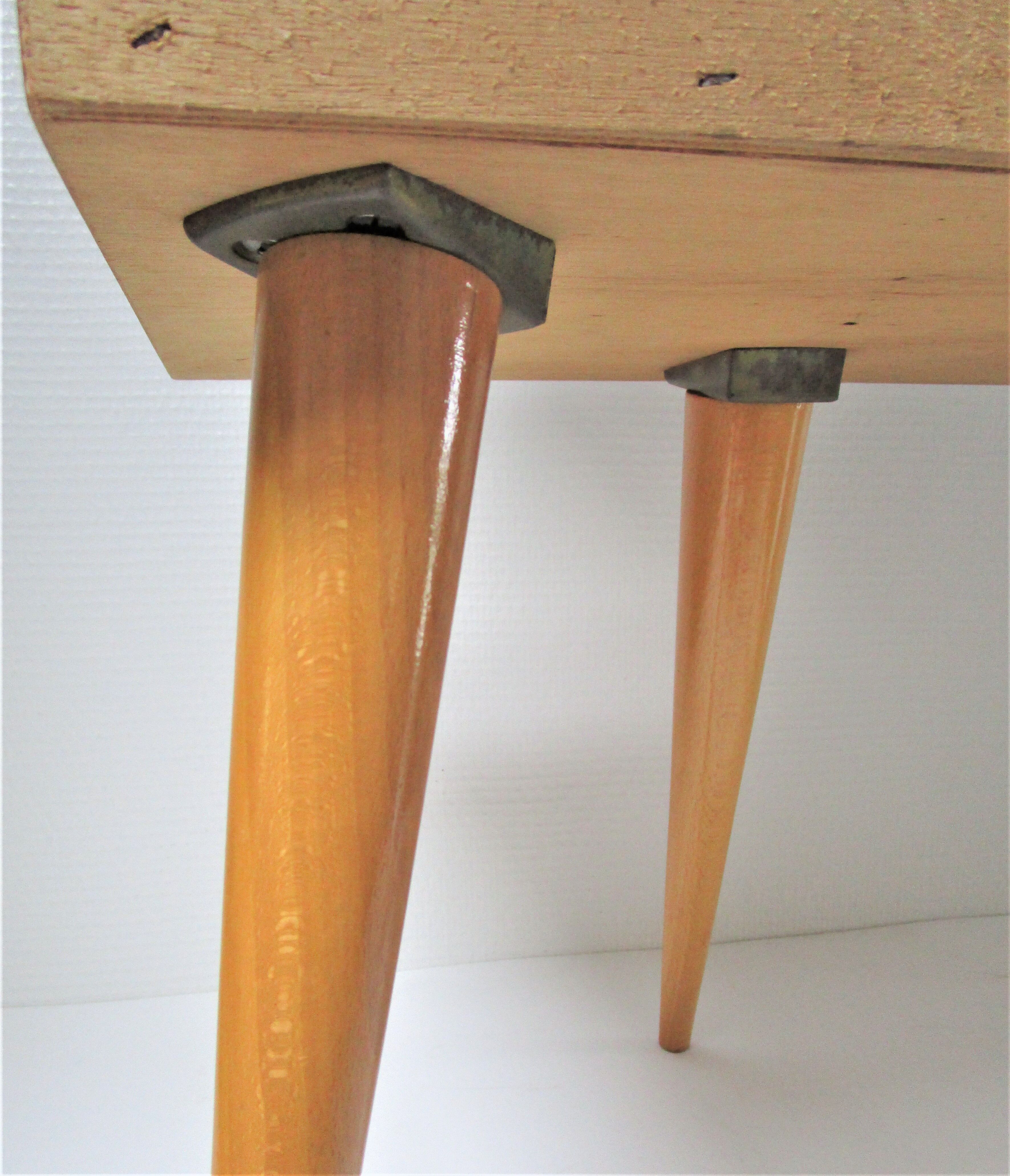 Light wood tripod bedside  1960