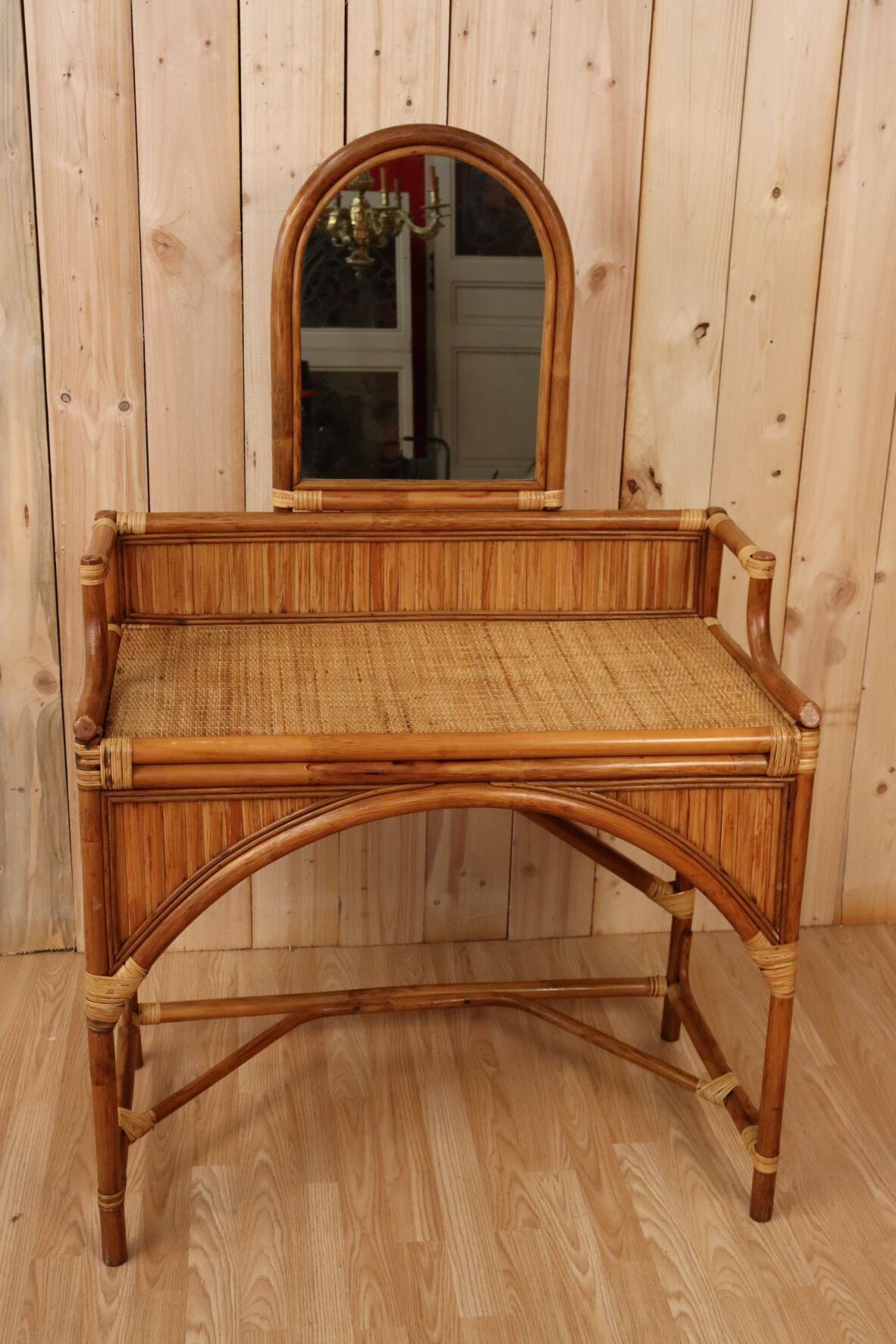 Rattan dressing table