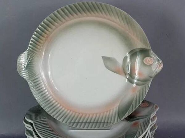 Service à poissons 12 assiettes et saucière Sarreguemines C947