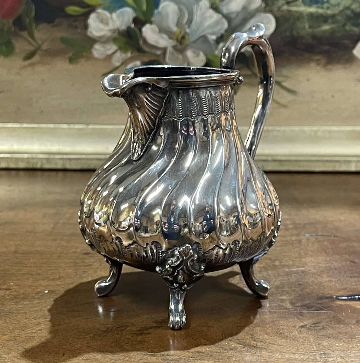 Pot à lait en métal argenté début XXème