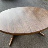 Oval baumann table