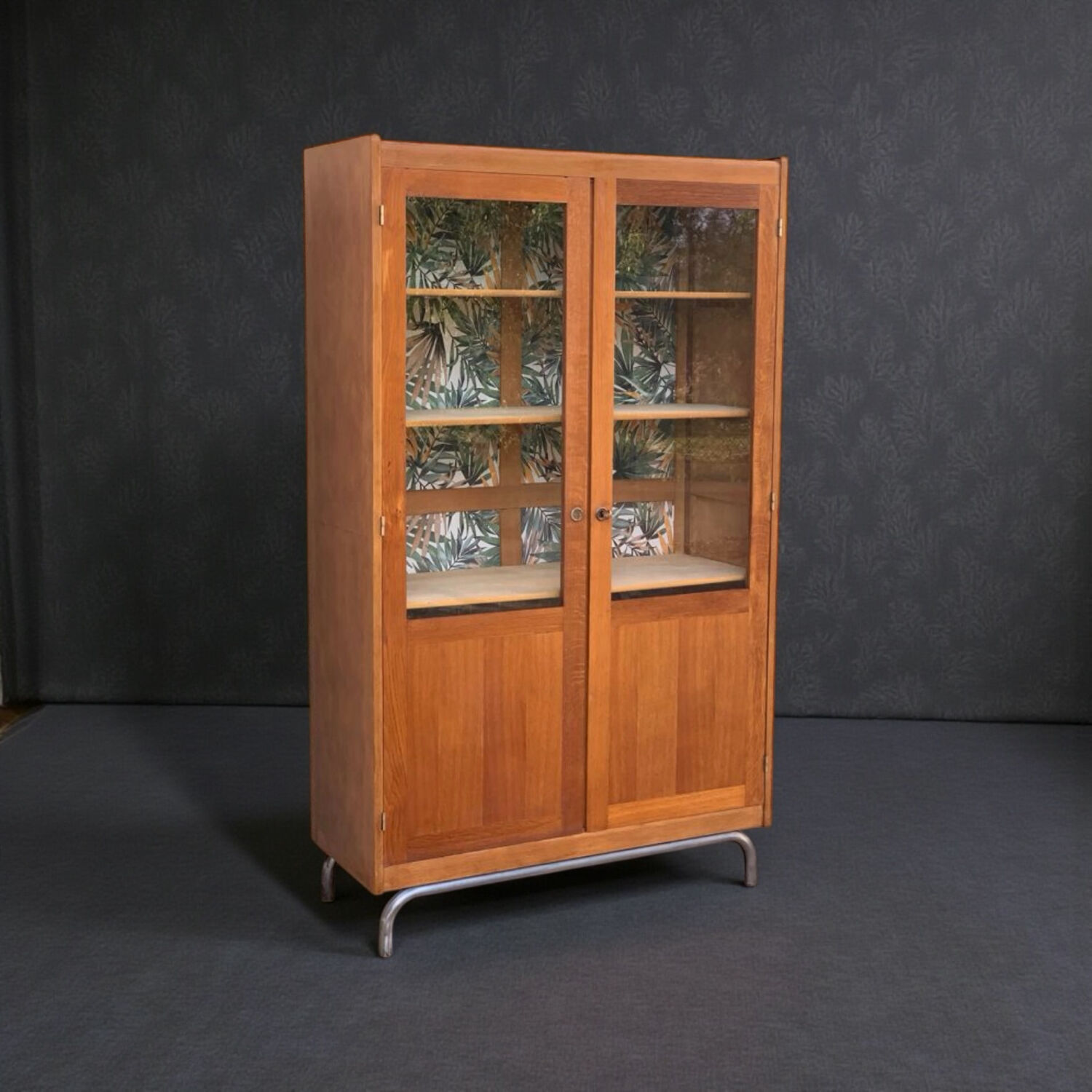 Glass cabinet from a primary school, 1950.
