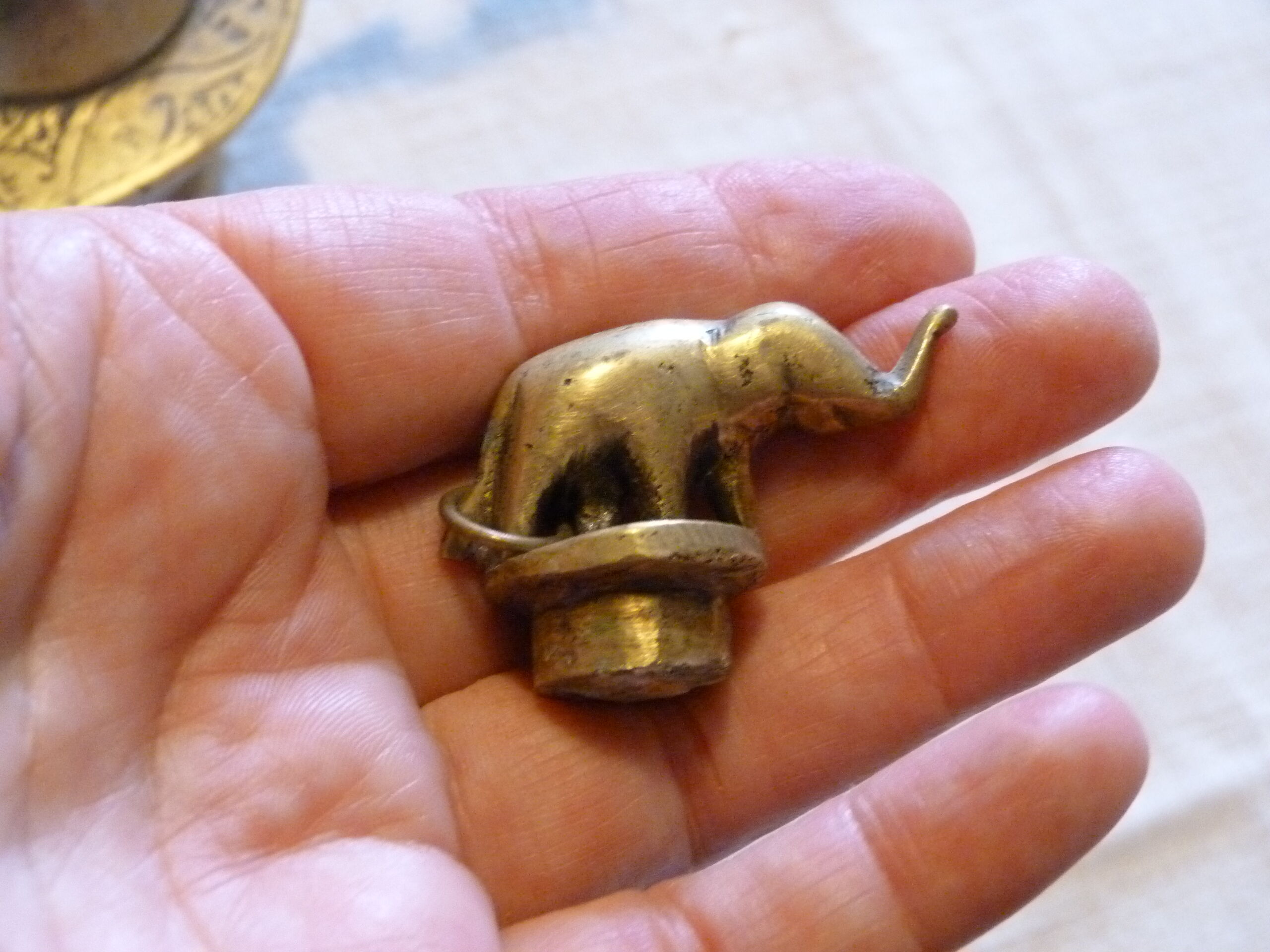 Old oil lamp style Oriental Aladdin copper