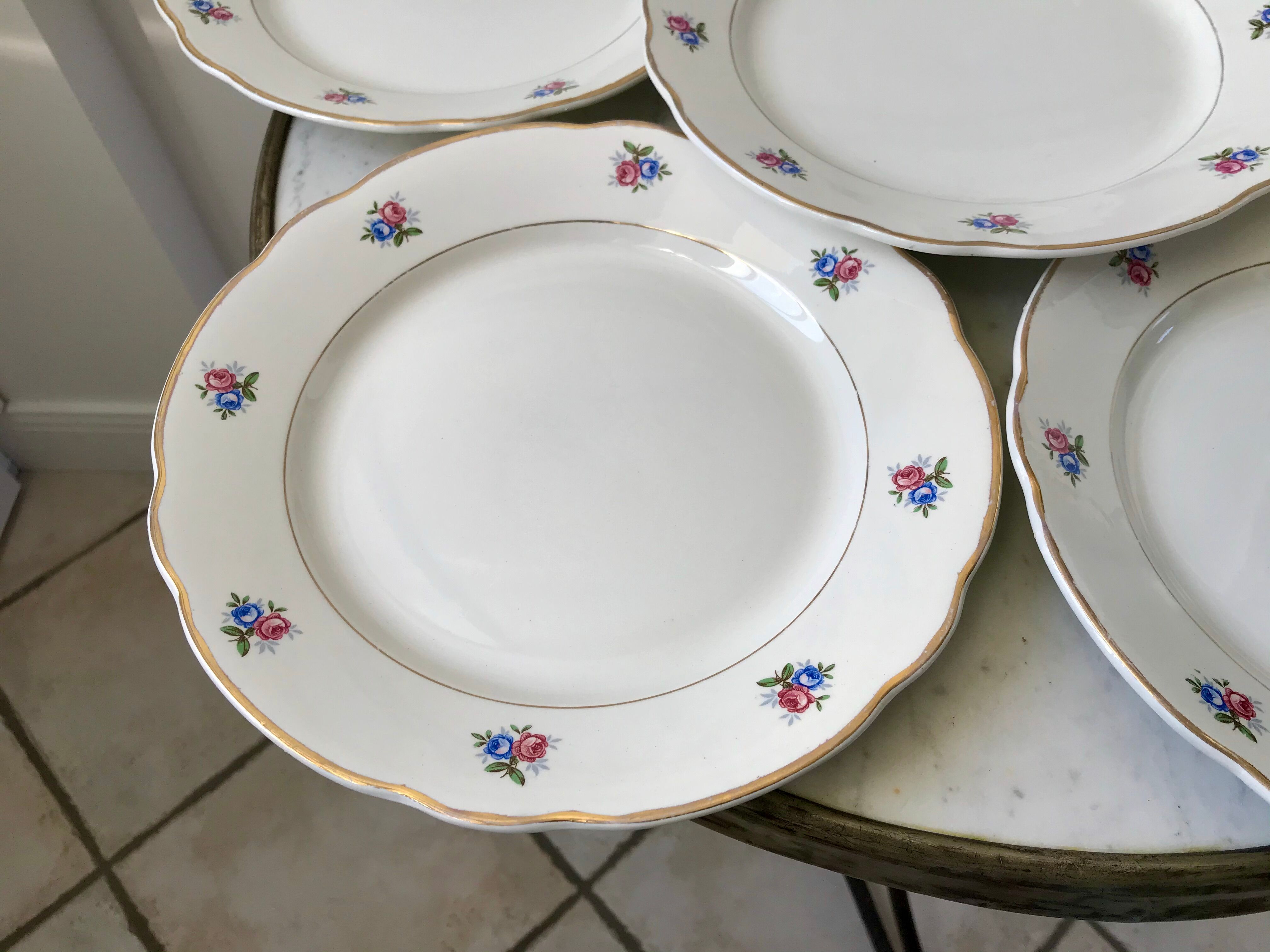 set of 6 flat plates Digoin Sarreguemines small flowers 50s