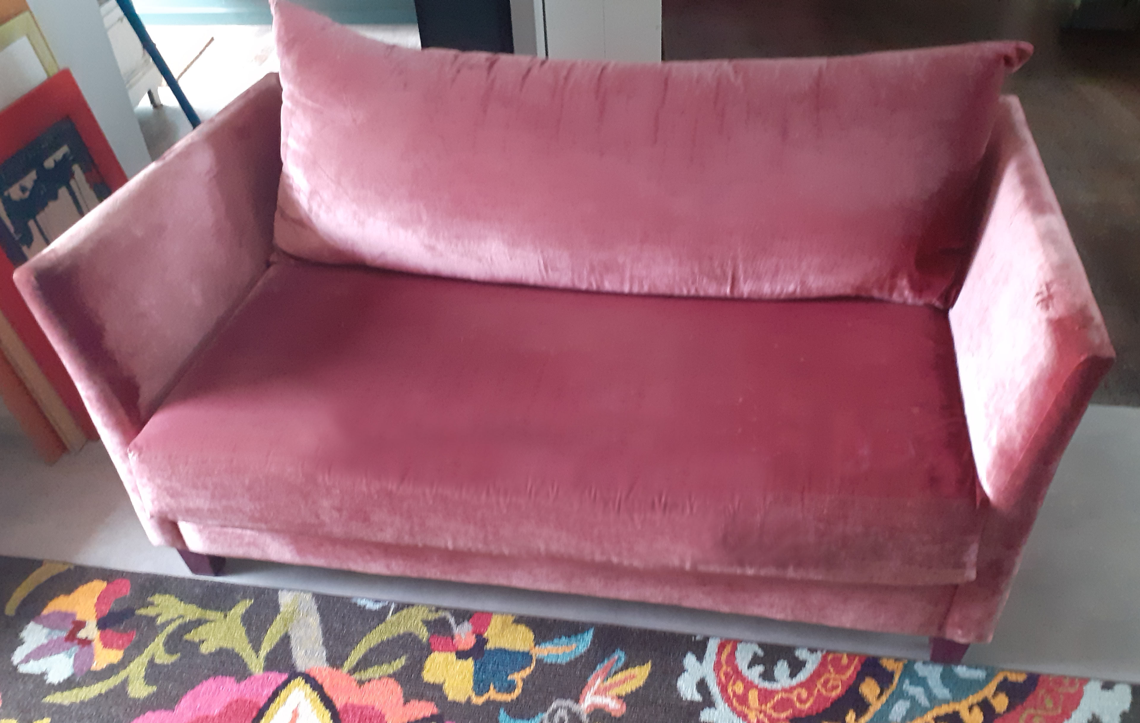 Sofa 2 places, removable, in powder pink velvet