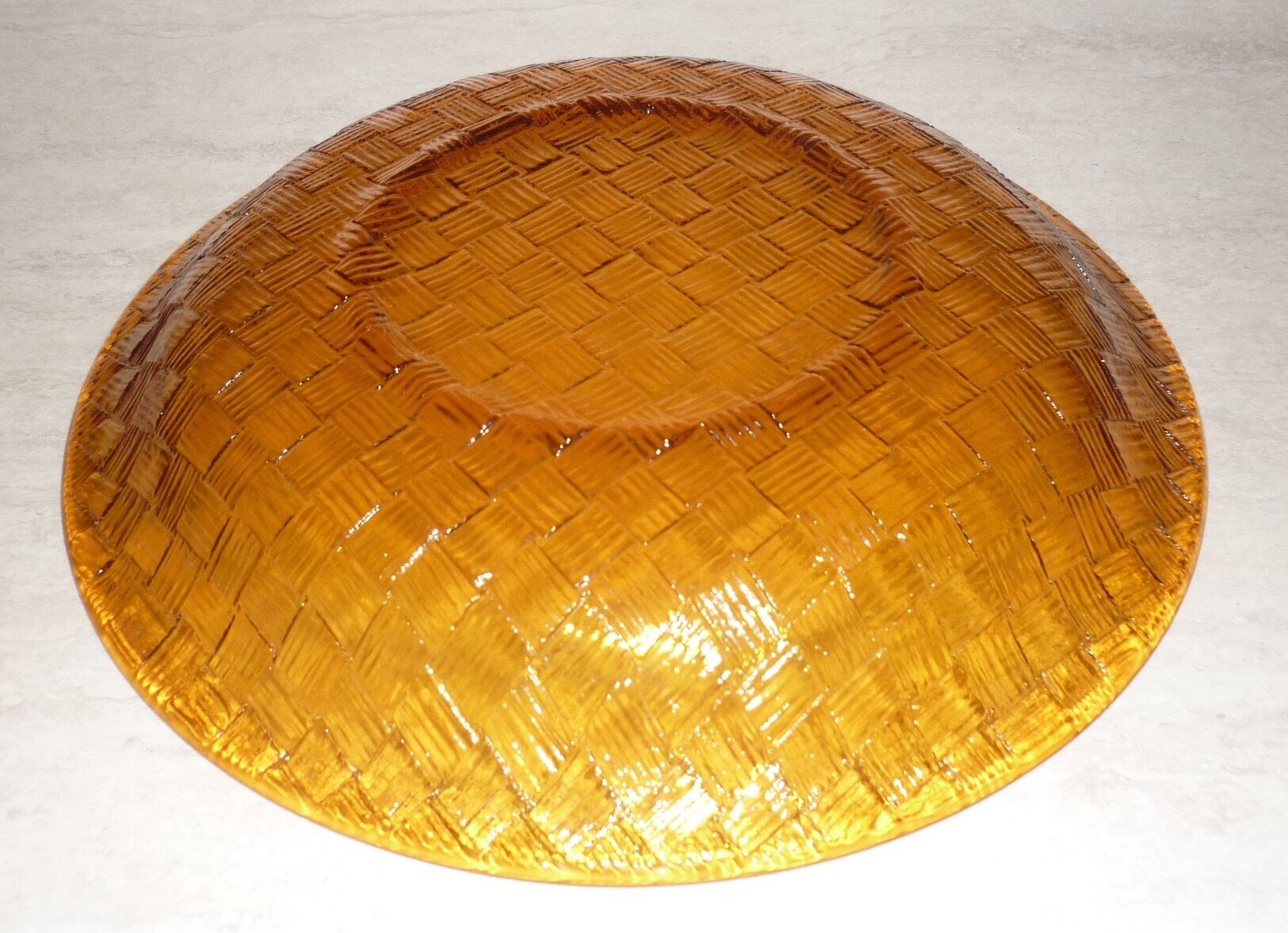 Large orange braided glass dish 27.5 cm