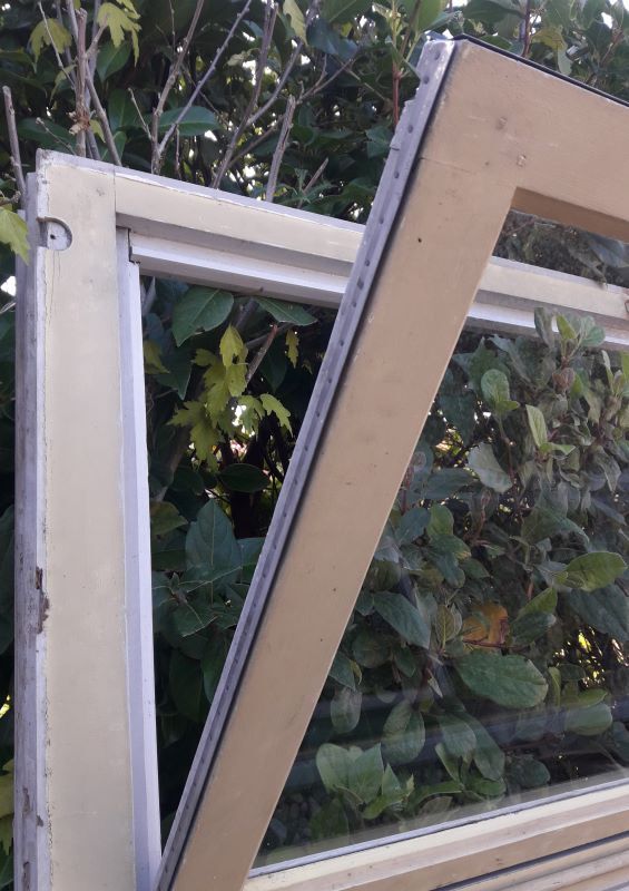 Wooden canopy 3 windows with bellows and abbatant