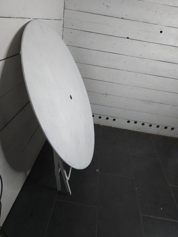 Table de jardin pliante en fer