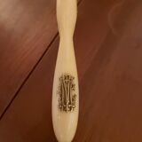 Ivory and silver glove clips