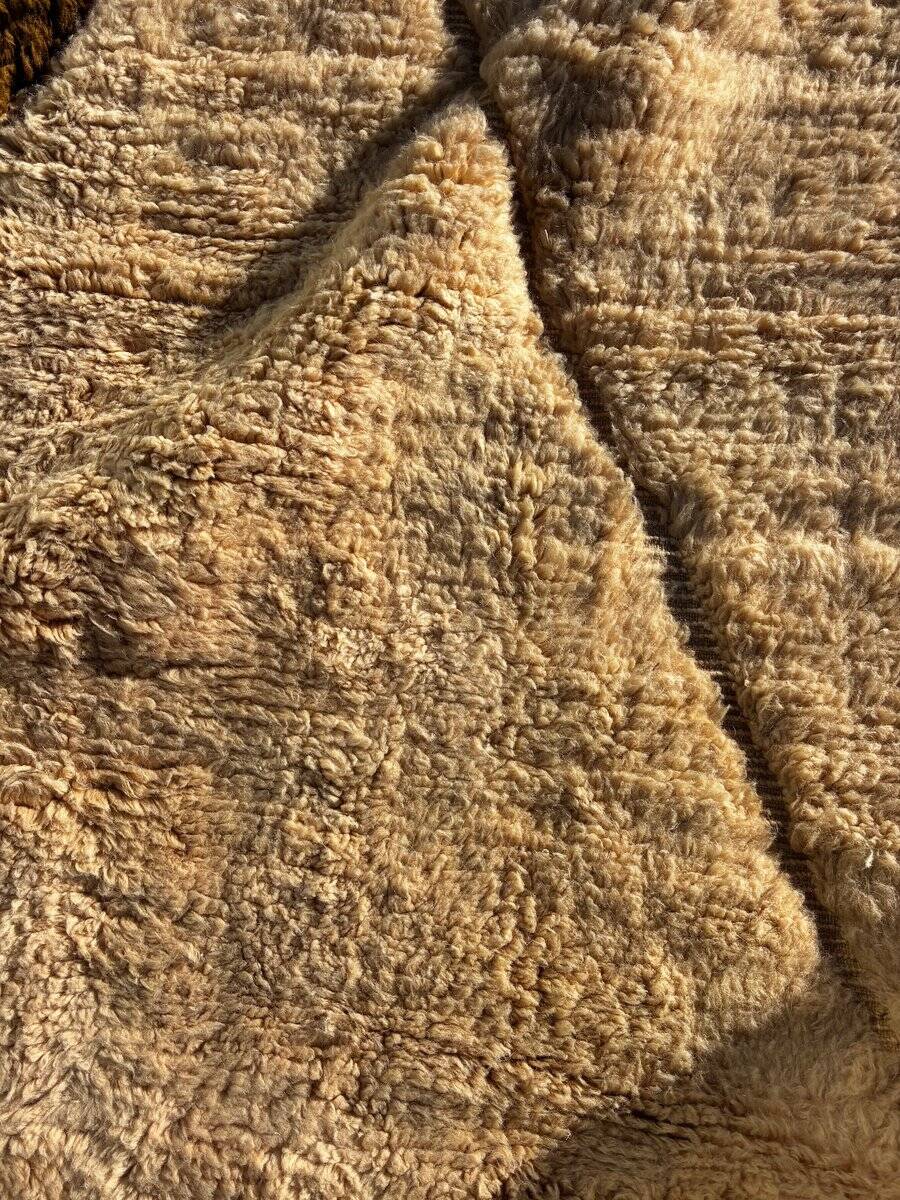 new modern Berber carpet Moroccan Berber