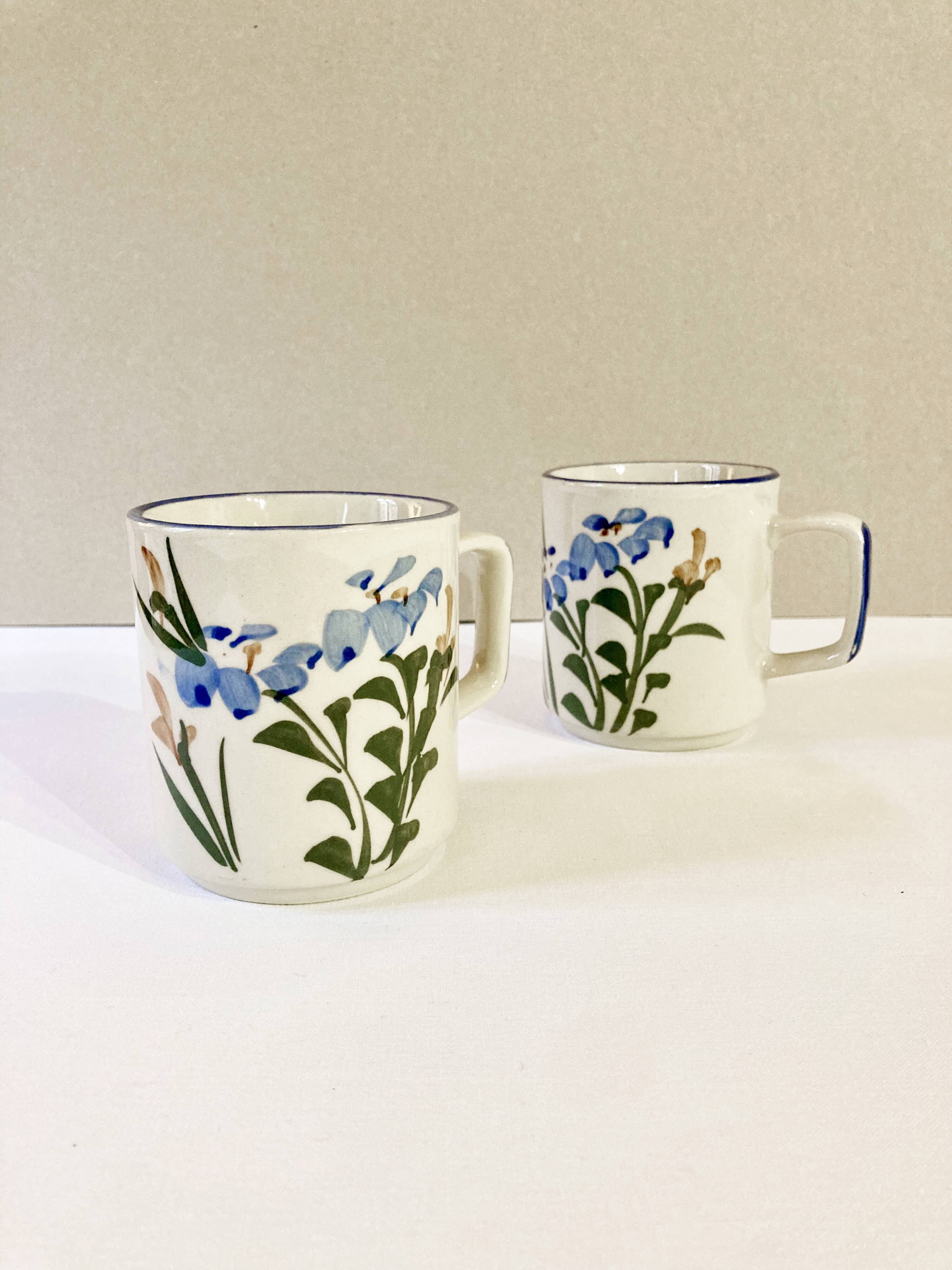 Pair of hand-painted Chinese ceramic mugs