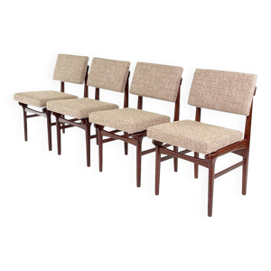 4 chaises de salle à