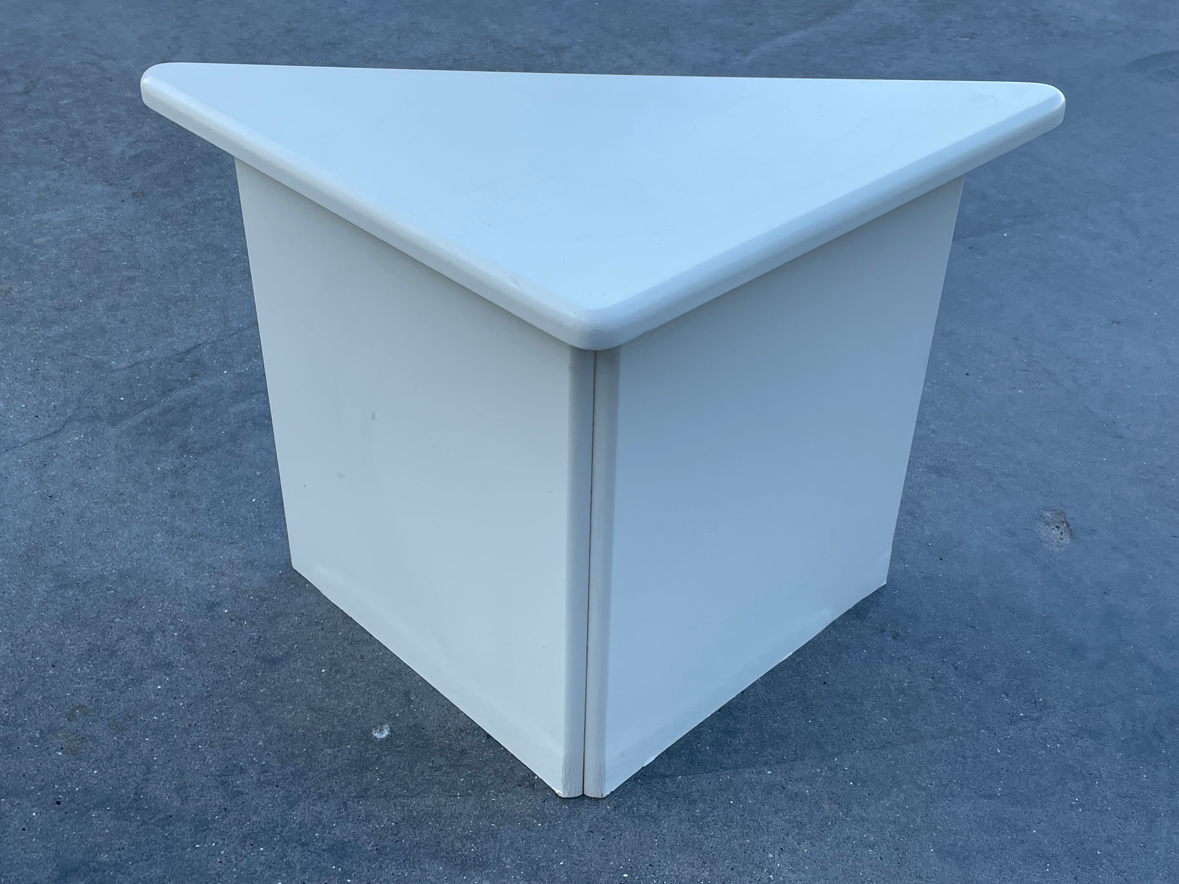 Set of three triangle side tables wood white creme design