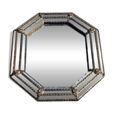 Miroir Octogonal Hollywood Regency avec Accents Floraux en Laiton, années 1970