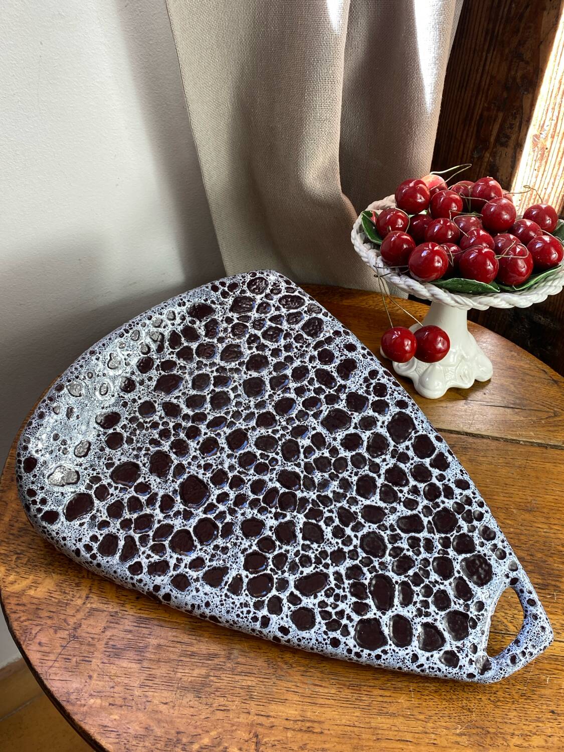 Ceramic plate, signed Le Vaucour, Vallauris