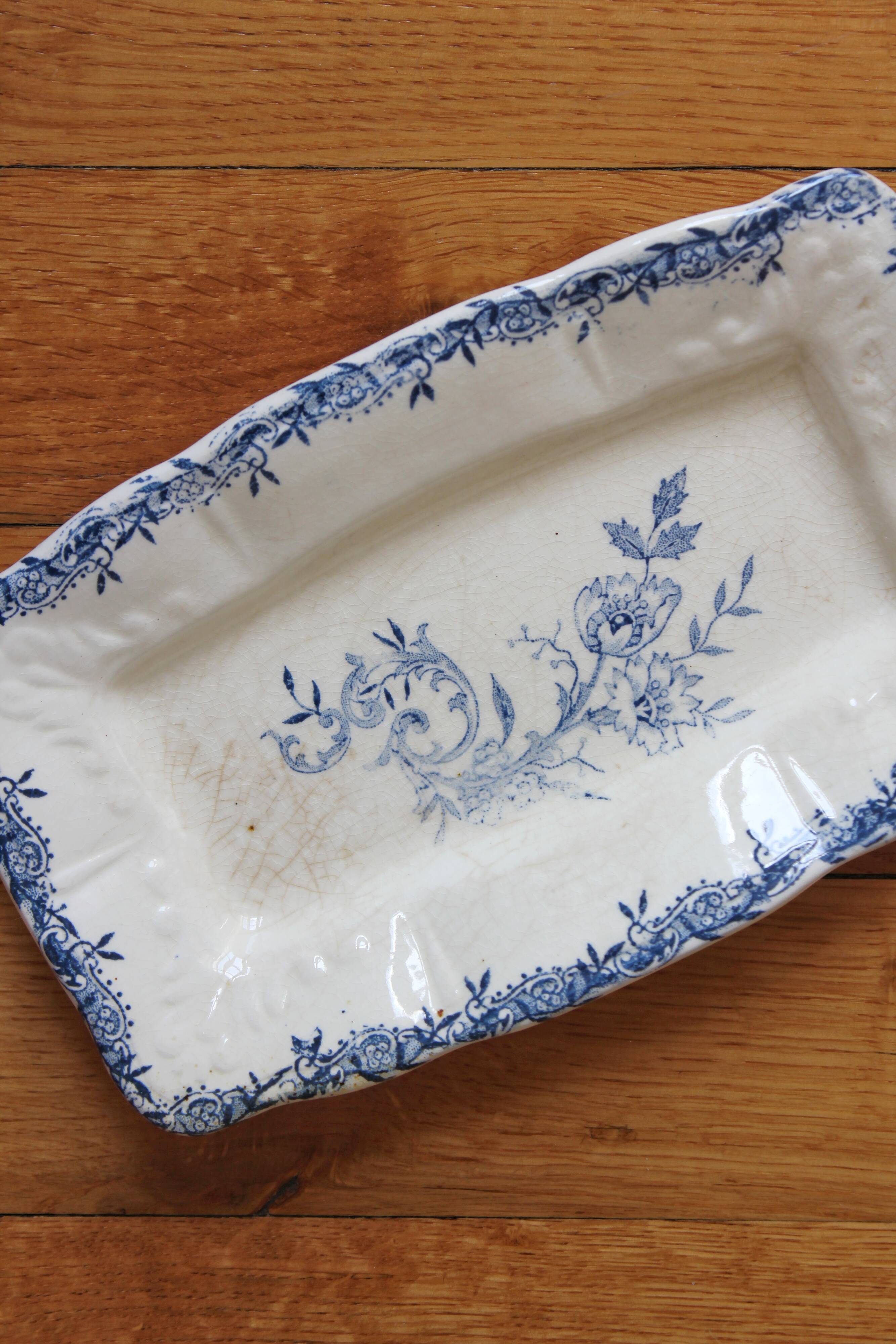 Ironware dish "Montespan" model Clairefontaine early 20th century