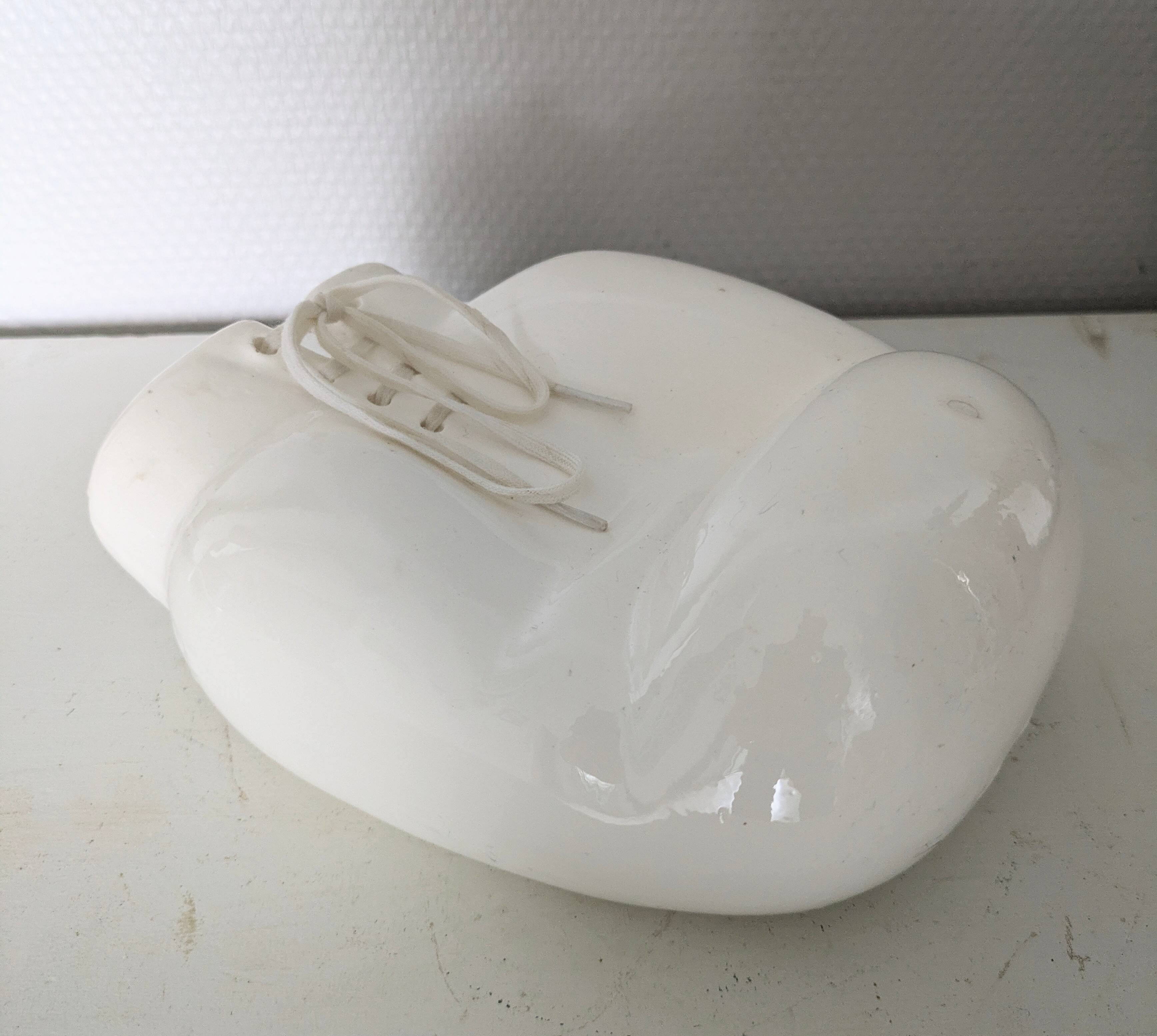 70s ceramic boxing glove empty pocket