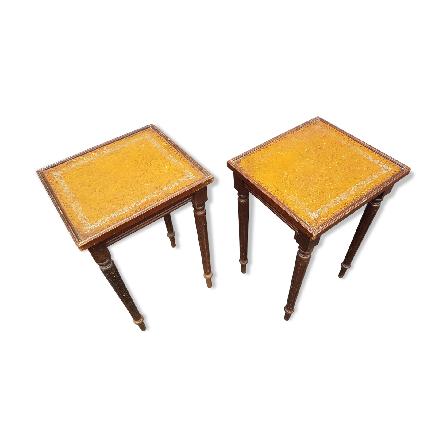 Pair of small flying tables dandy wrapped leather and gold vignette
