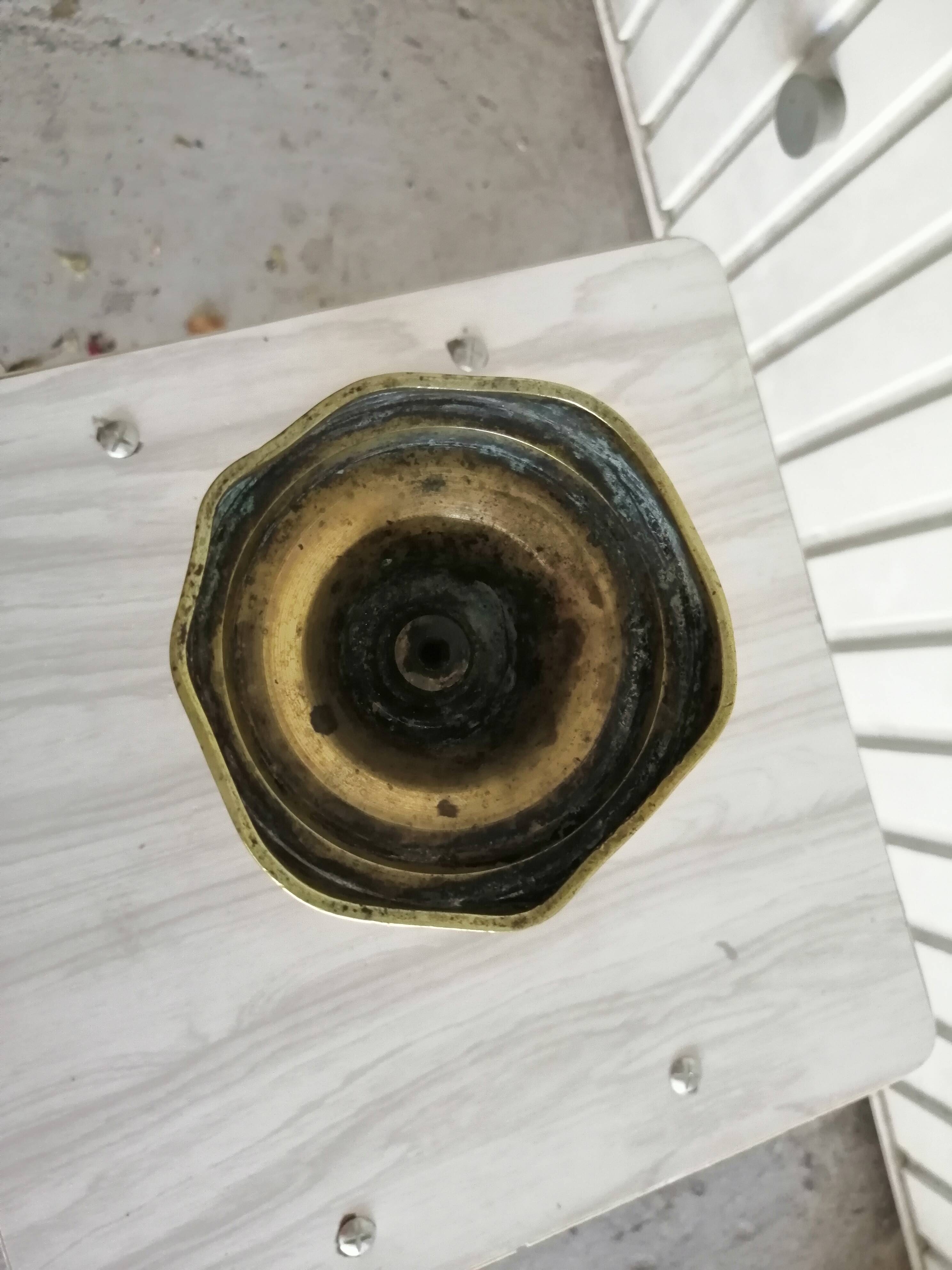 Brass candlestick with pusher