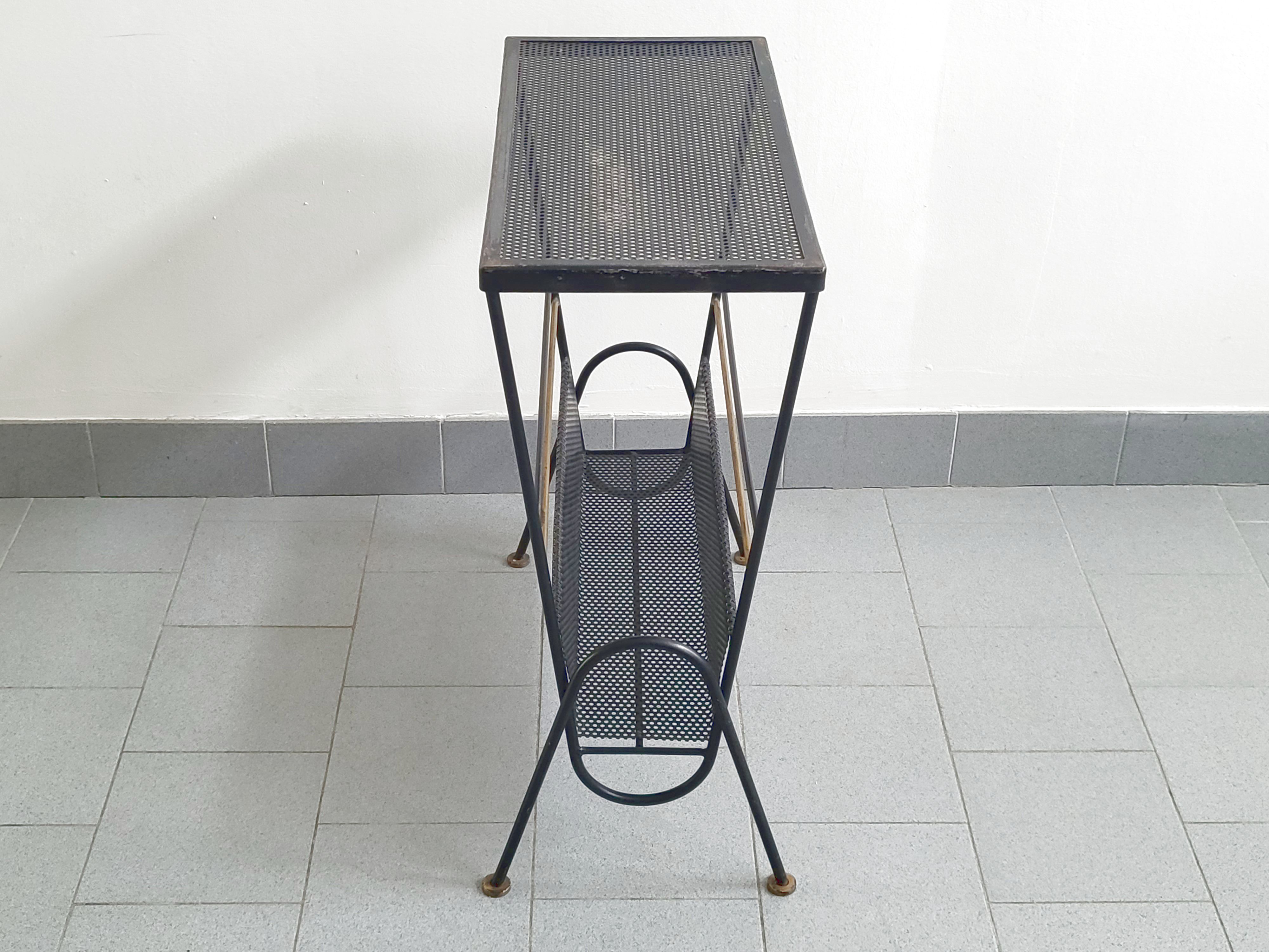 Table d'appoint porte-revues vintage 1950