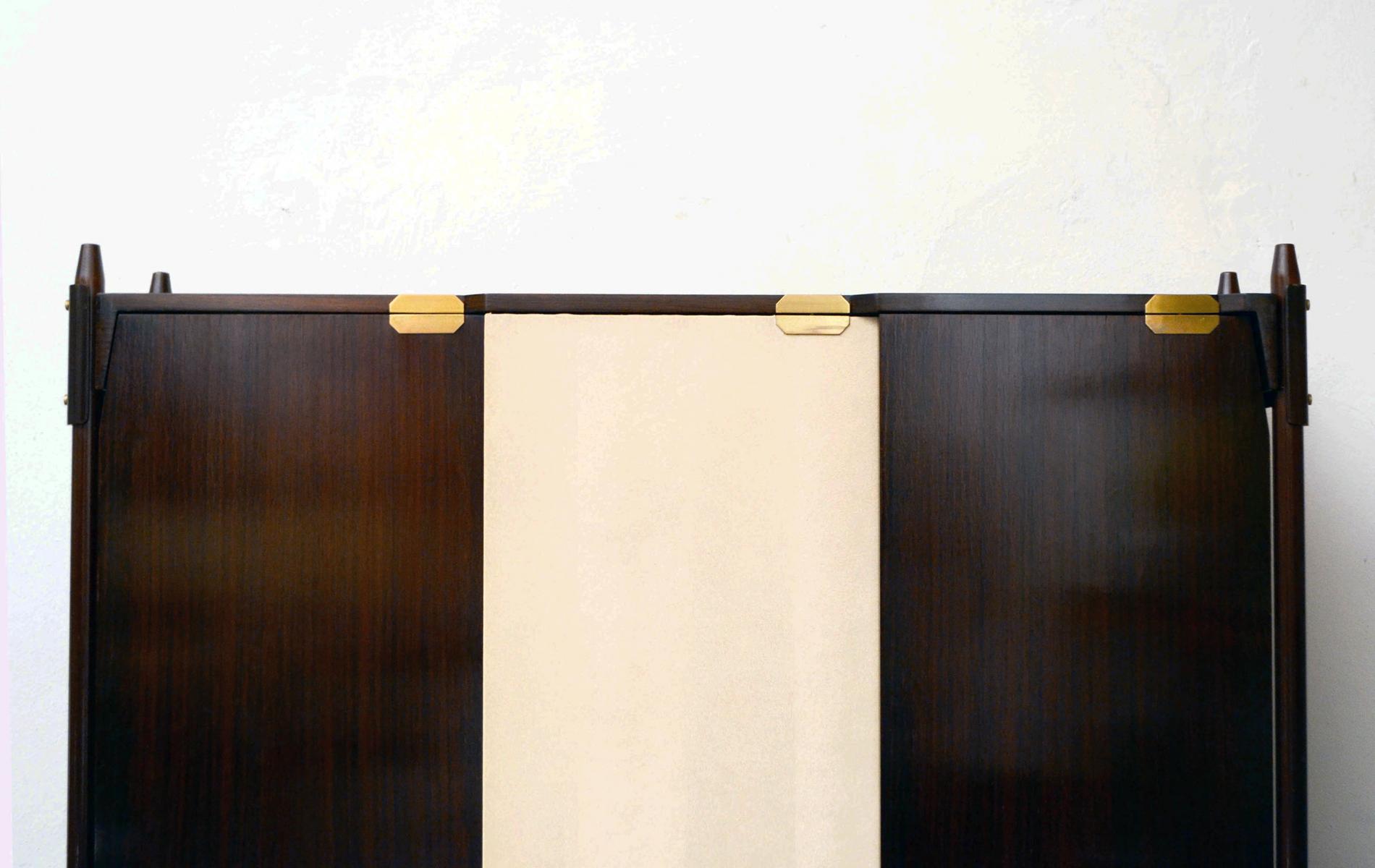 Armoire en bois, Italie, 1950